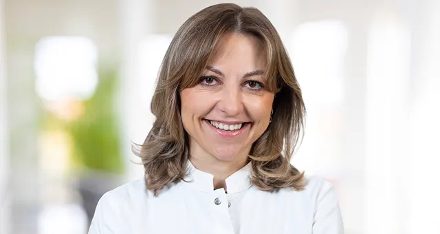 Porträt von Genia Brückenhaus, Leitende Oberärztin