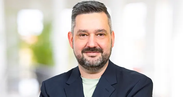 Porträt von Kai Lomb, Klinikmanager und Prokurist