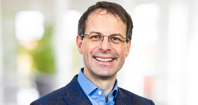 Porträt von Pfarrer Johannes Foerster, Evangelischer Klinikseelsorger